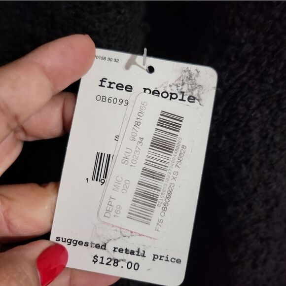 NWT Free People Long Sleeve Black Oversized Slouchy Sweater - Picture 3 of 7